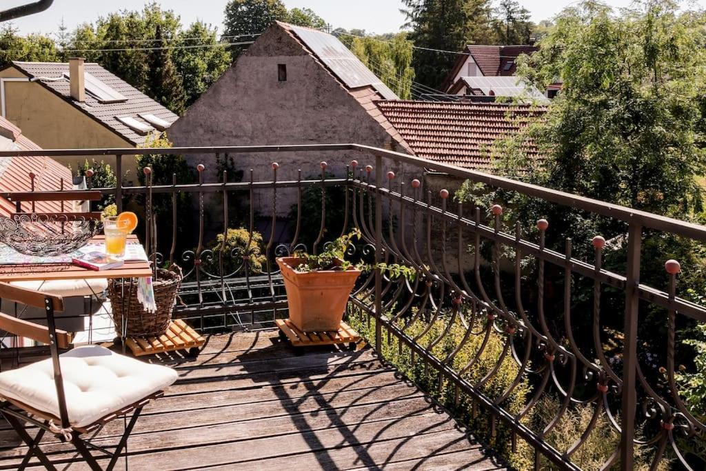 Charmante, Grosszuegige Ferienwohnung Villa Fleurie Bretten Exterior foto